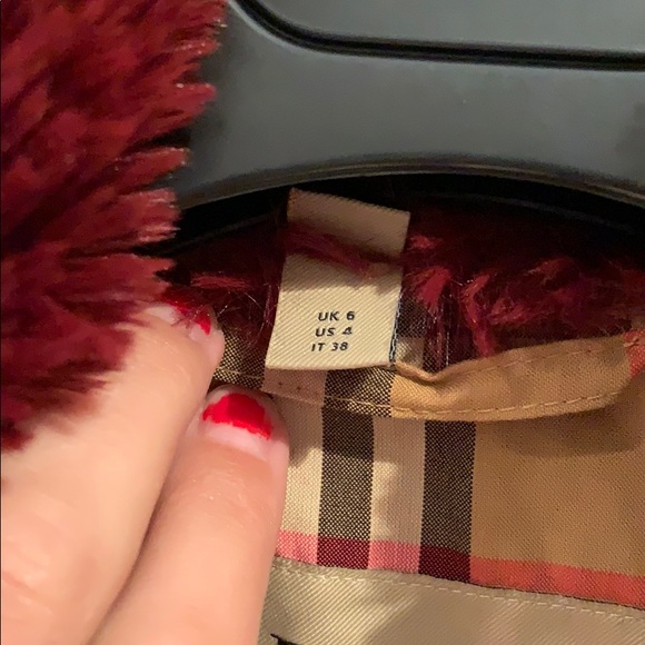 BURBERRY •HOST PICK•// SOLD - Picture 8 of 9
